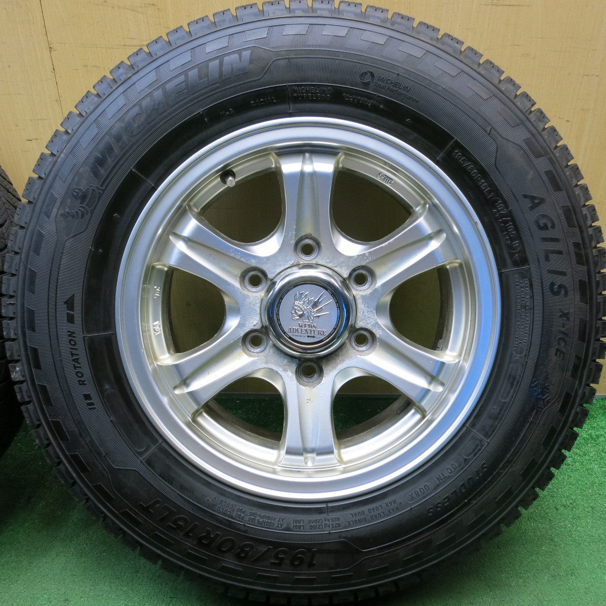バリ溝！9分◎KEELER 195/80R15 107/105R スタッドレス ミシュラン AGILIS X-ICE キーラー 15インチ PCD139.7/6H◎6101101HAス