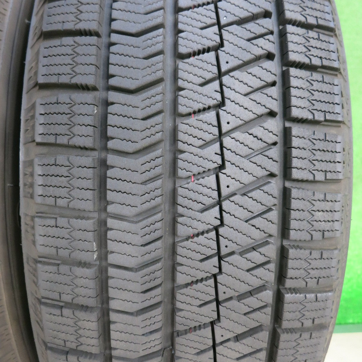 [送料無料] バリ溝！22年！キレイ！9分★スタッドレス 215/60R17 ブリヂストン ブリザック VRX2 SMACK REVILA ENKEI AME スマック レヴィラ エンケイ PCD114.3/5H★4112103NJス