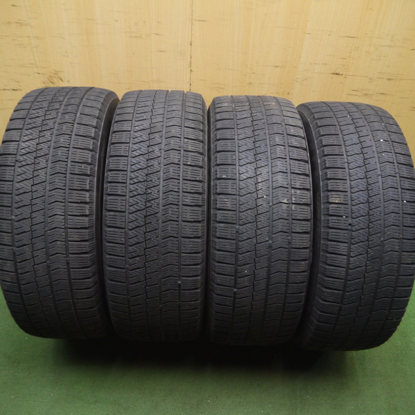 *送料無料* 4本価格★スタッドレス 215/55R17 ブリヂストン ブリザック VRX2 DIANELLA ディアネラ 17インチ PCD114.3/5H★4051509Hス