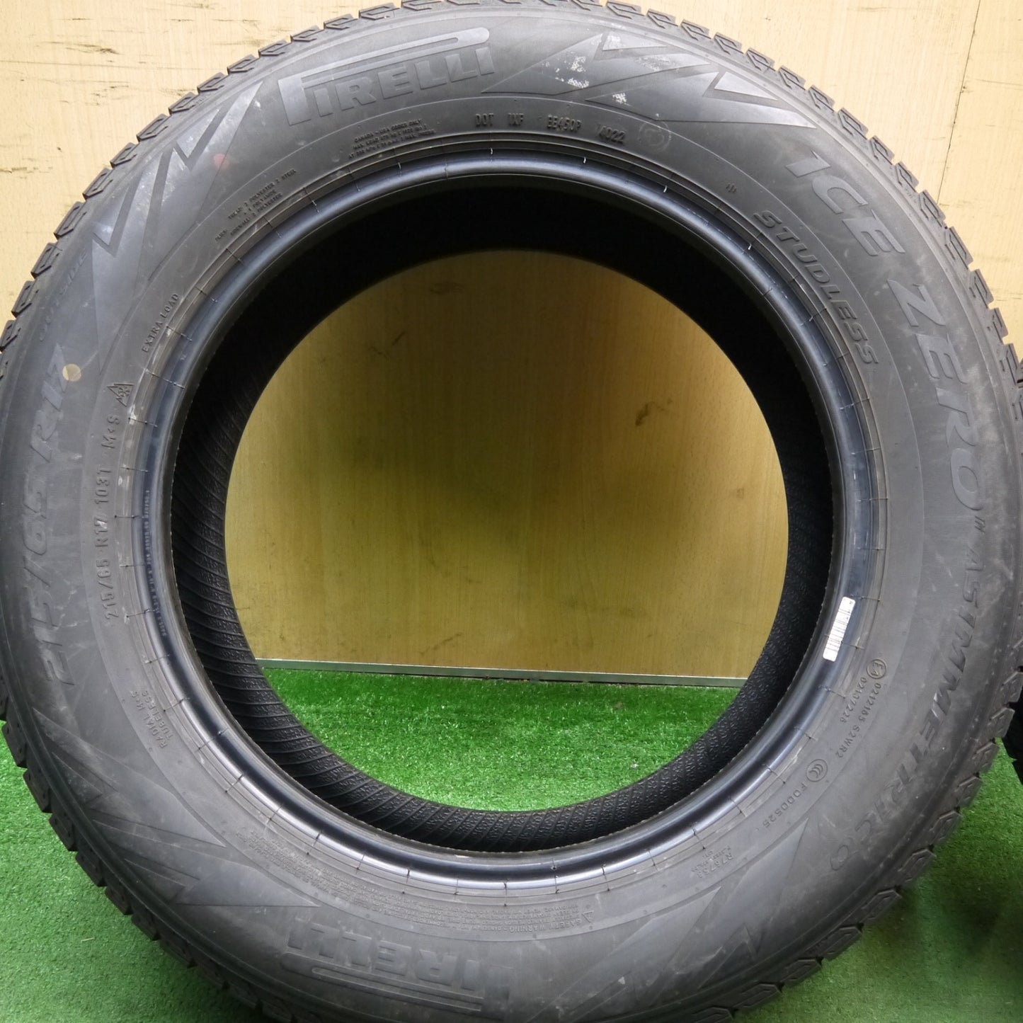 4本価格！22年★スタッドレス 215/65R17 ピレリ アイスゼロ アシンメトリコ タイヤ 17インチ ワーゲン ティグアン アウディ Q3 等★5100101Hスタ