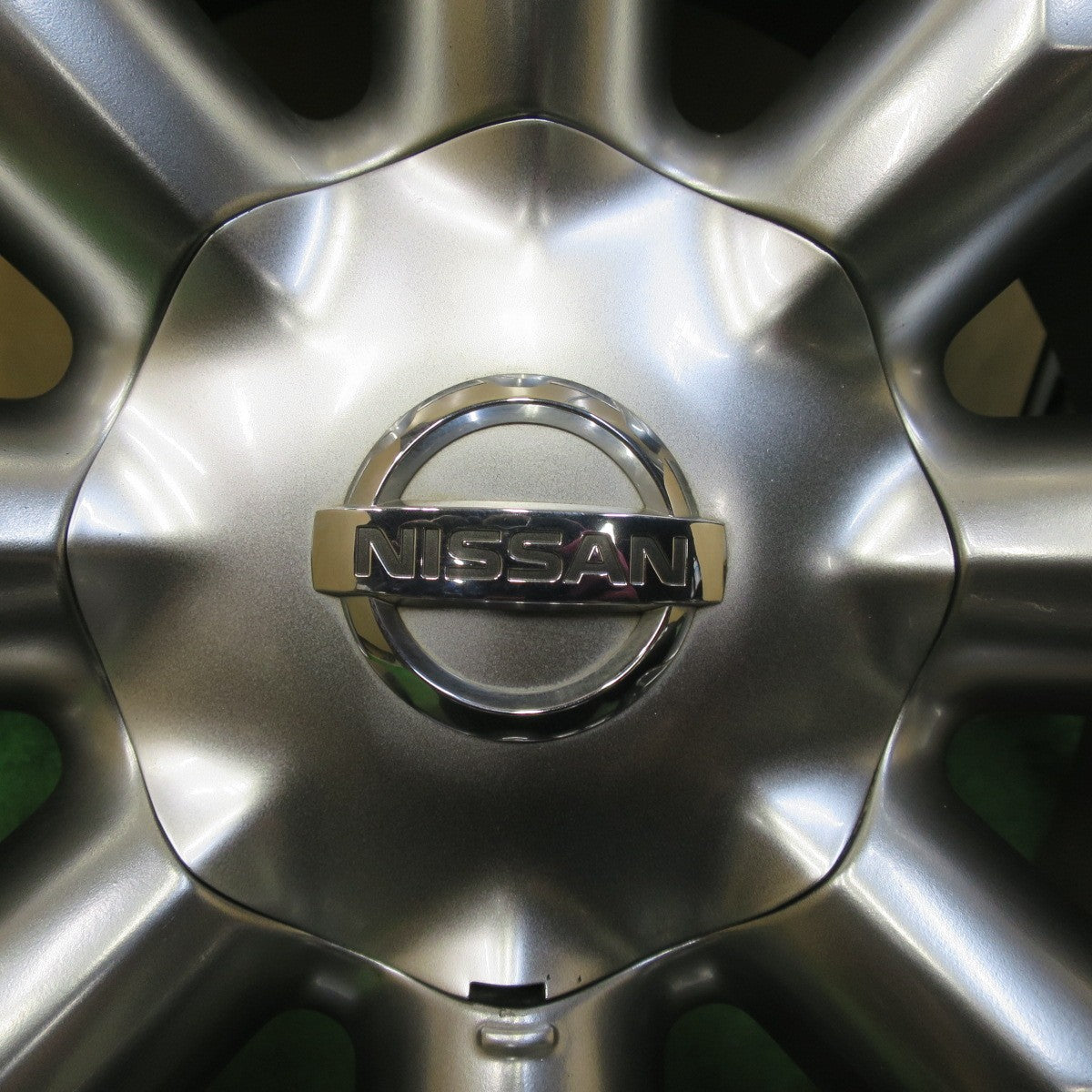 バリ溝！キレイ！8.5分★日産 Y50 フーガ 純正 245/45R18 グッドイヤー イーグル LS2000 hybrid2 18インチ PCD114.3/5H★5082104イノ