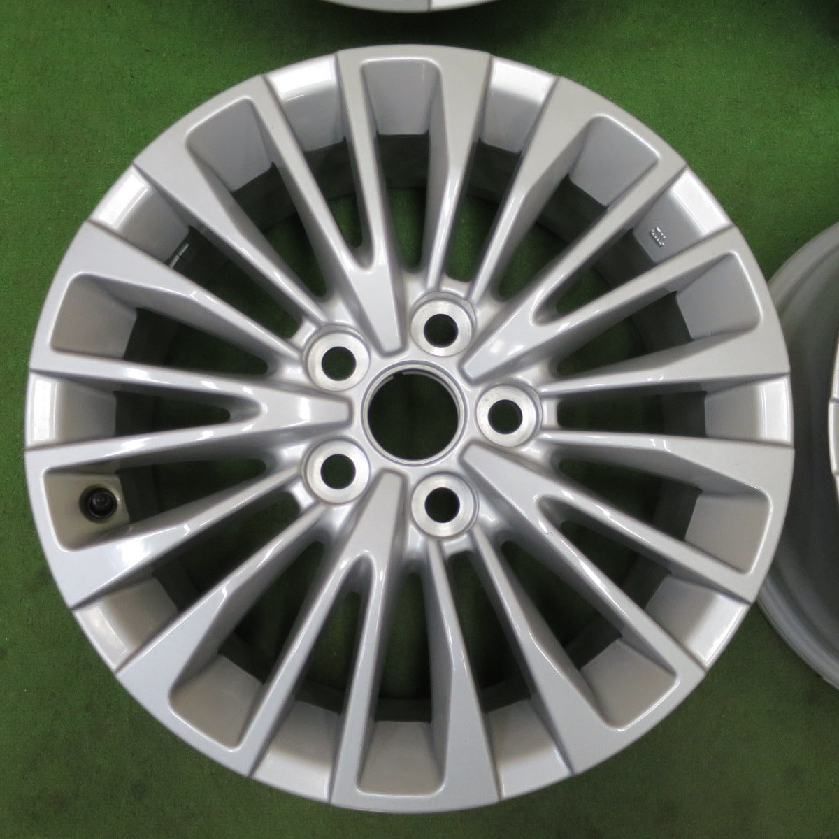 新車外し★トヨタ 40系 アルファード ヴェルファイア 純正 ホイール 17インチ 17×6.5J PCD120/5H★6060501NGホ