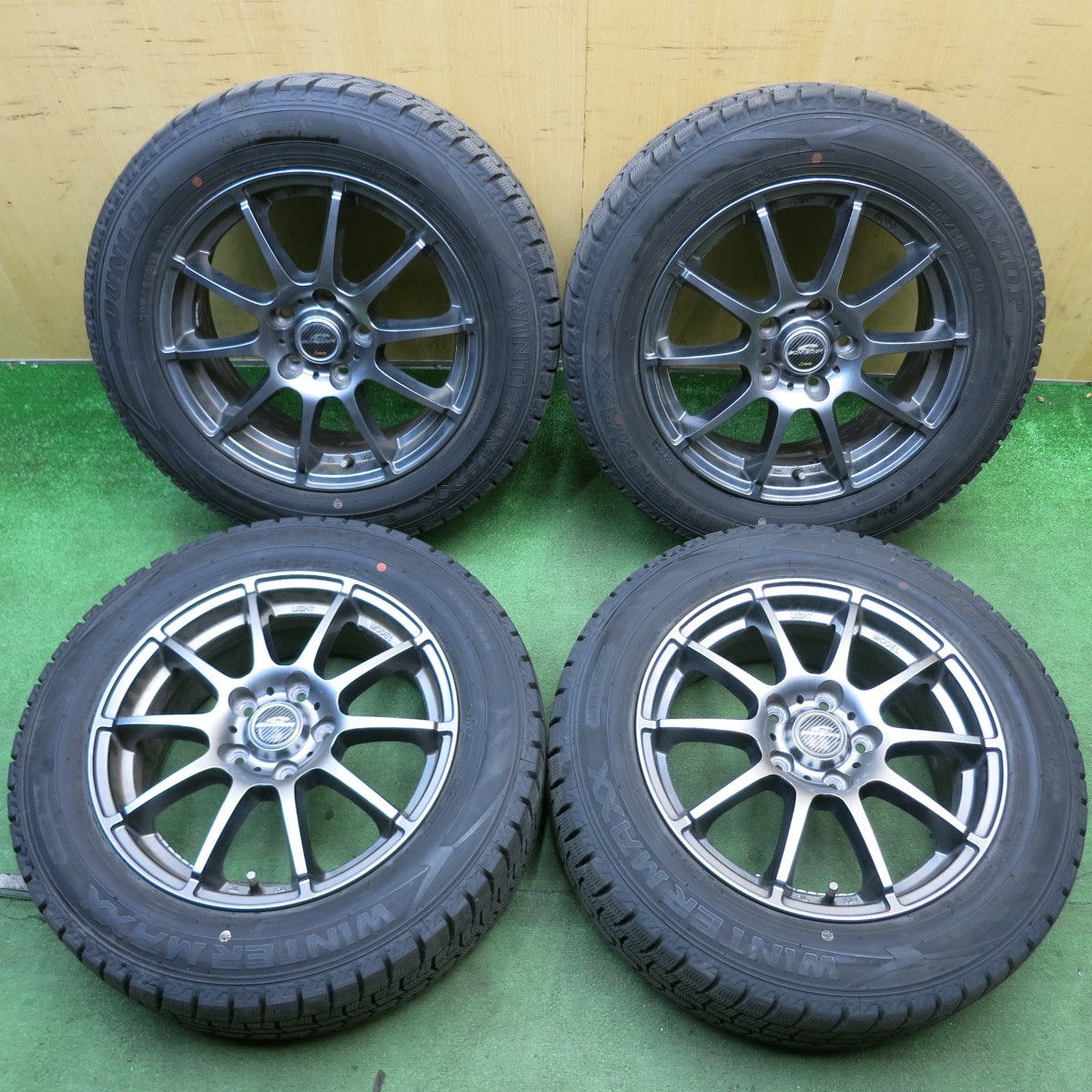 バリ溝！23年！キレイ！9.5分◎スタッドレス 205/60R16 ダンロップ ウインターマックス WM02 SCHNEIDER シュナイダー 16インチ PCD114.3/5H◎6061302HAス