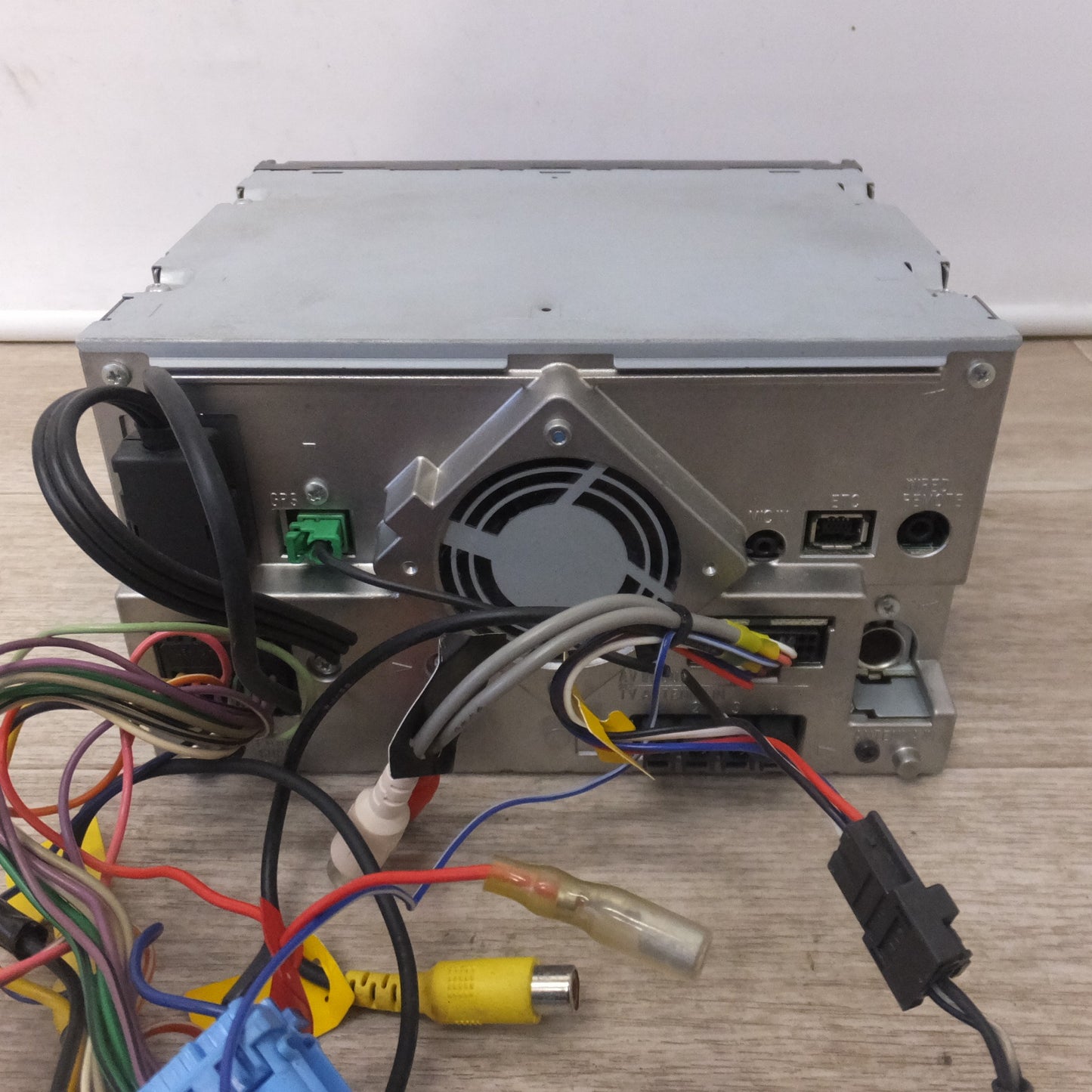 [送料無料] ★カロッツェリア carrozzeria AV一体型メモリーナビゲーション 楽ナビLite AVIC-MRZ99ZZ[22]★
