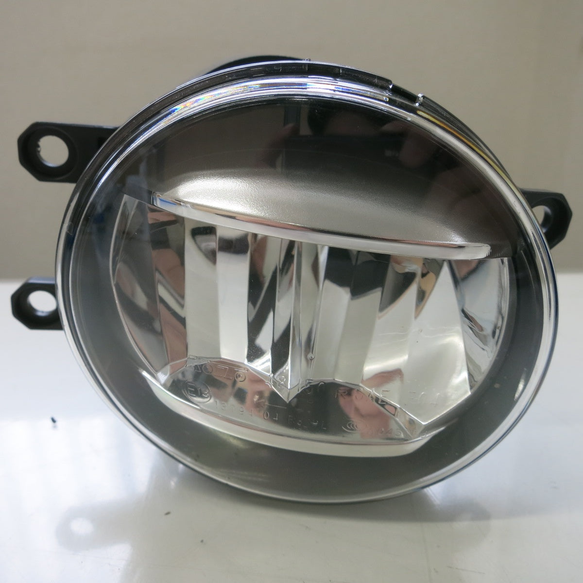 [送料無料] キレイ!左右セット◆トヨタ プラド ヴォクシー アルファード 等 純正 LED フォグ ライト ランプ koito 48-150◆
