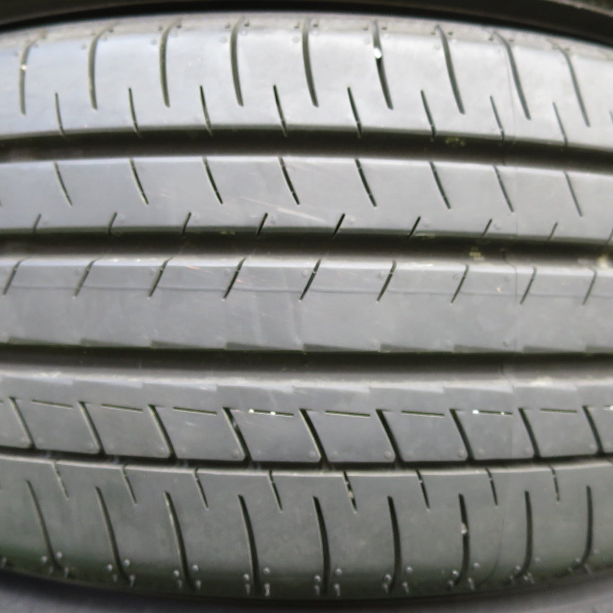 [送料無料] バリ溝！24年！ほぼ10分★195/50R19 ヨコハマ BluEarth-GT AE51 ブルーアースGT タイヤ 19インチ 60系 プリウス 等★4110505イノタ