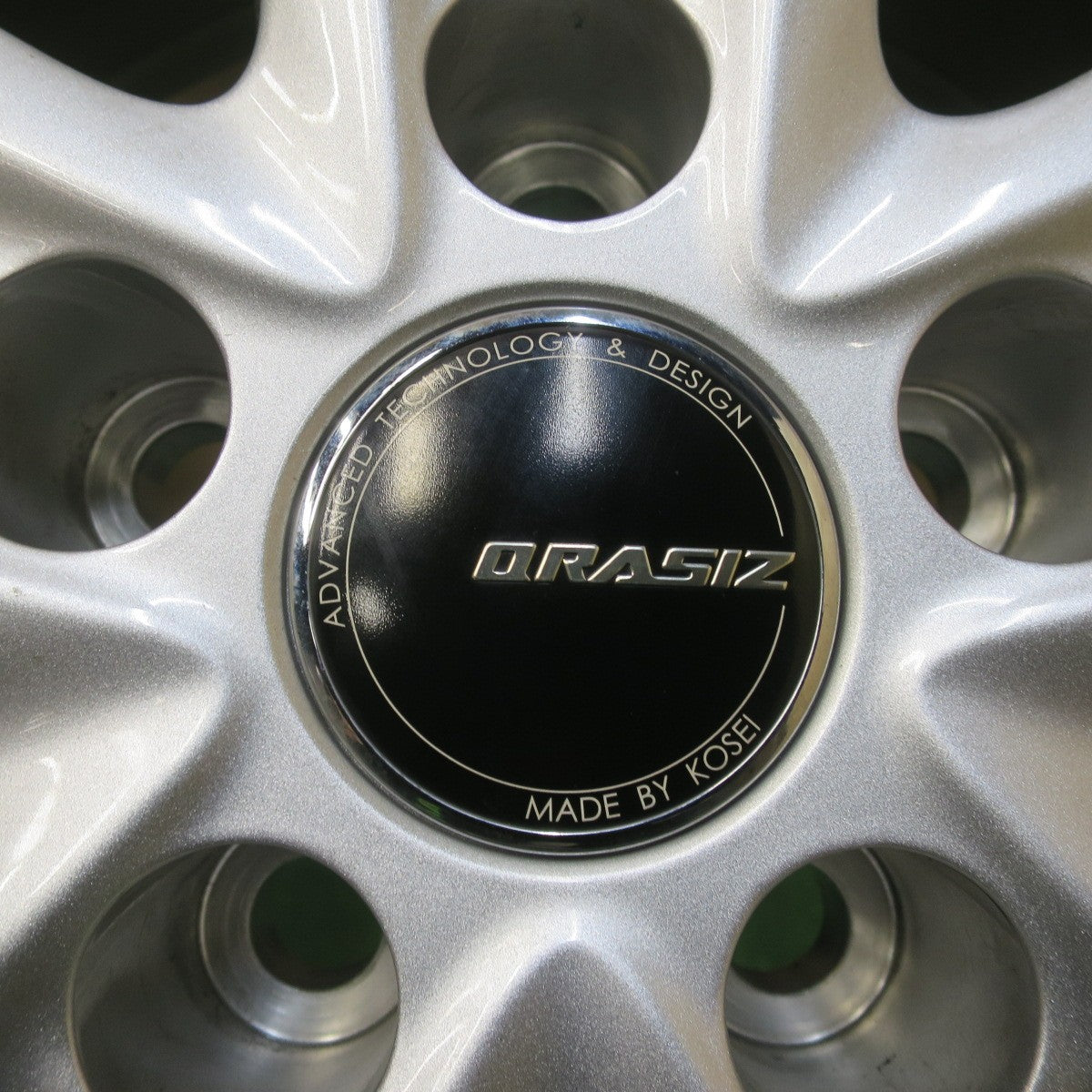 バリ溝！22年！キレイ！ほぼ10分★スタッドレス 215/65R16 ヨコハマ アイスガード iG60 QRASIZ KOSEI クレイシズ 16インチ PCD114.3/5H★6040712イス