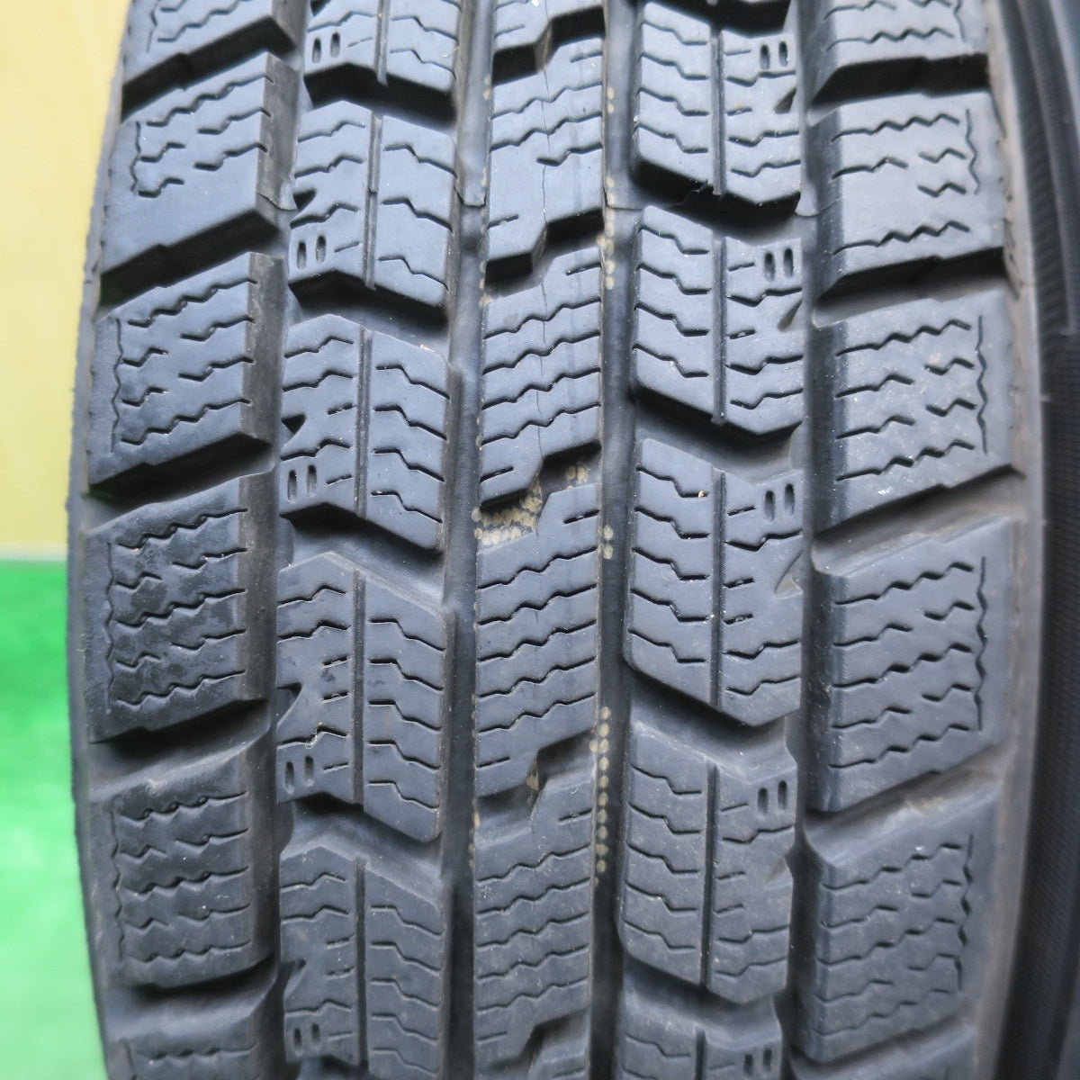 バリ溝！23年！9分★スタッドレス 145/80R13 ブリヂストン アイスナビ7 ILLUGA 社外 アルミ 13インチ PCD100/4H★5122403NJス