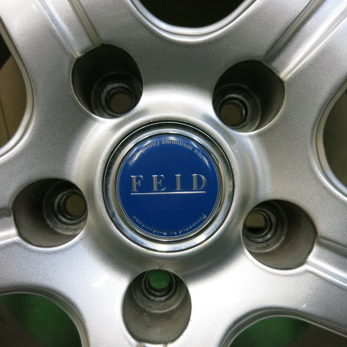 [送料無料] バリ溝！キレイ！9分★スタッドレス 215/60R17 ヨコハマ アイスガード iG50 プラス FEID 17インチ PCD114.3/5H★4112707SYス