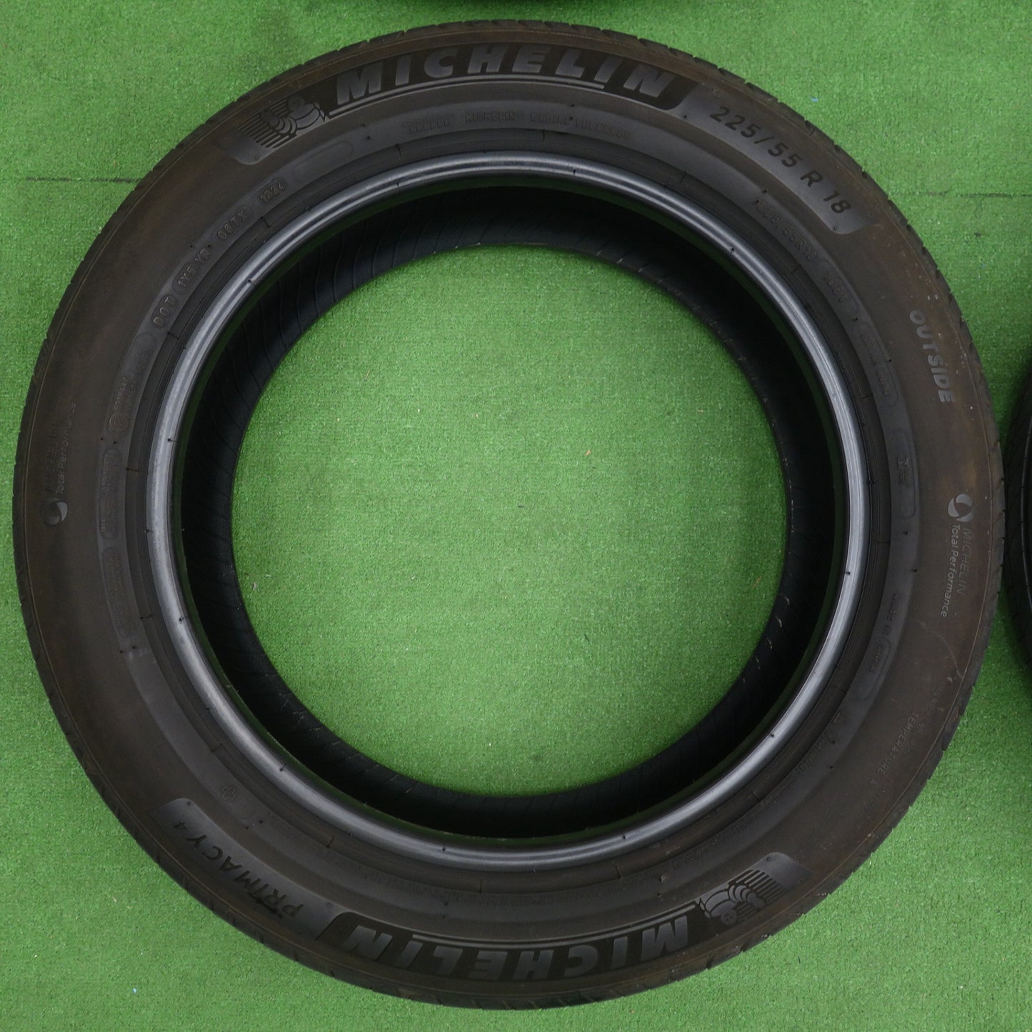 4本価格！24年◎225/55R18 ミシュラン プライマシー4 PRIMACY4 タイヤ 18インチ デリカ D:5 エクストレイル クロストレック 等◎6081003KTノタ