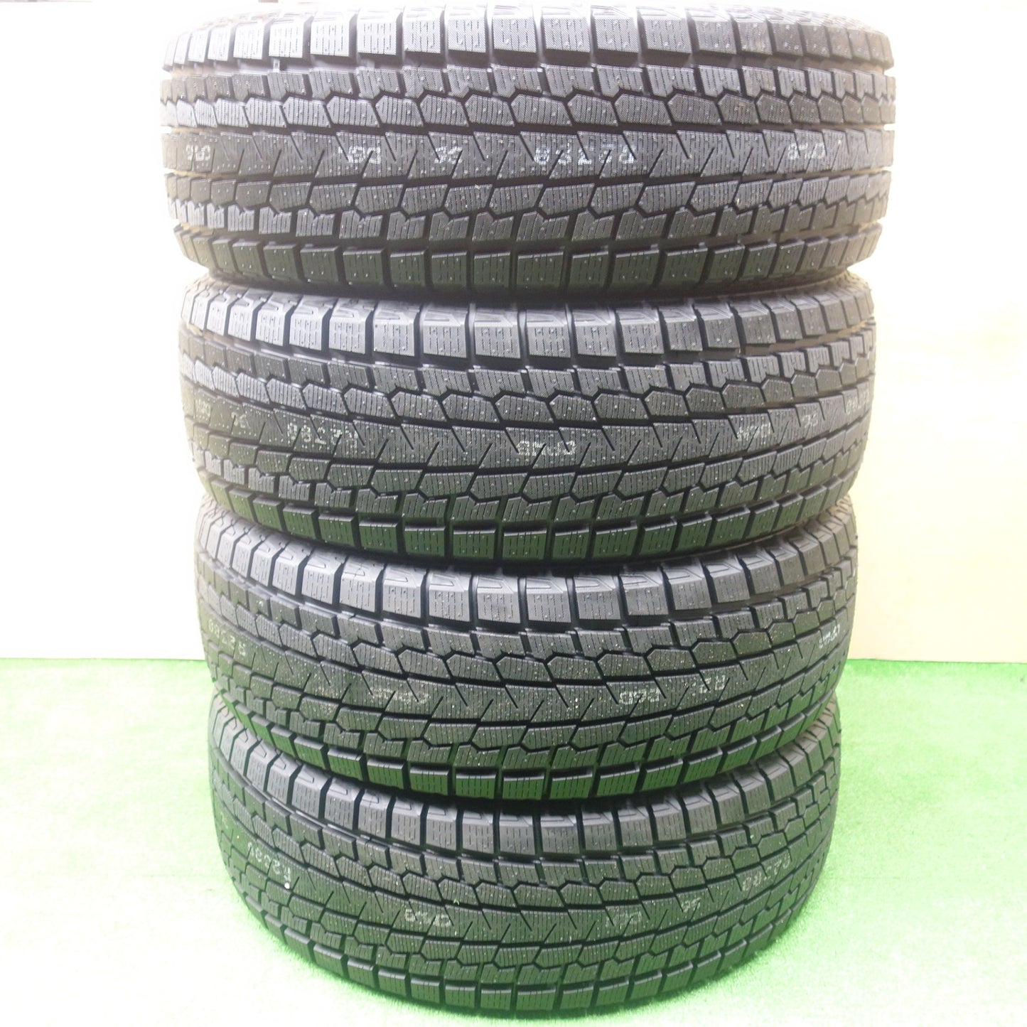 未使用！25年★スタッドレス 225/55R19 ヨコハマ アイスガード G075 タイヤ 19インチ 40系 アルファード ヴェルファイア CX-8 CX-5 等★6011202KTスタ