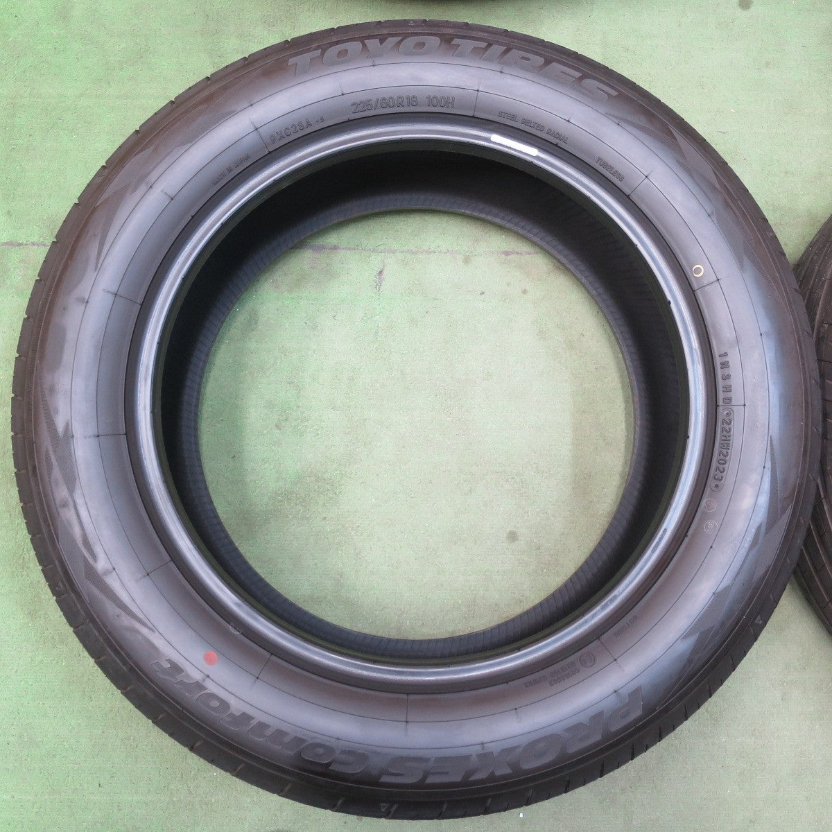 新車外し！23年★225/60R18 トーヨー プロクセス Comfort コンフォート タイヤ 18インチ 40系 アルファード ヴェルファイア 等★6010710イノタ