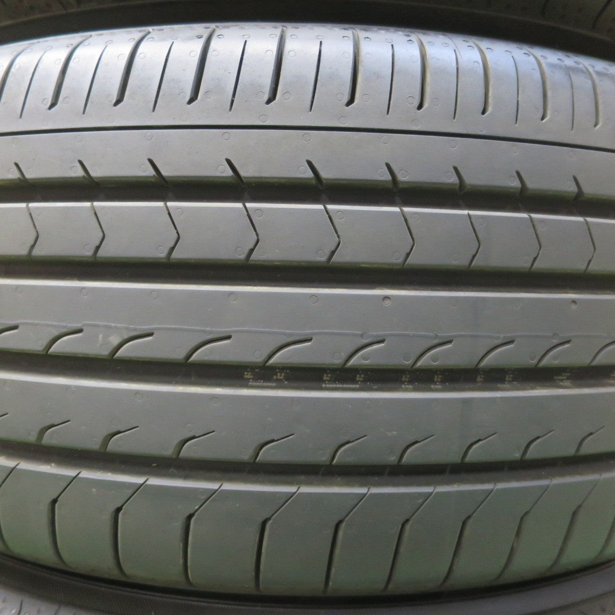 ほぼ未使用！26年★トヨタ 30系 アルファード SCパッケージ 純正 235/50R18 ヨコハマ BluEarth-RV RV03 18インチ PCD114.3/5H★6042106イノ