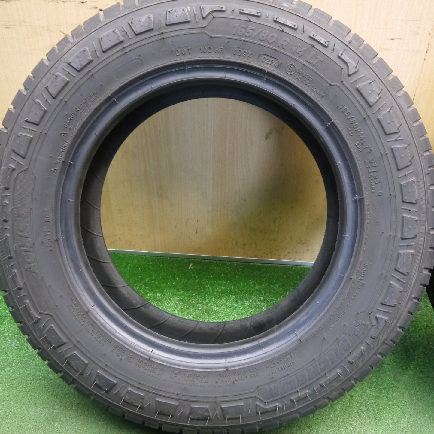 バリ溝！24年！9.5分！2本★165/80R14 LT 97/95R ミシュラン AGILIS3 アジリス3 タイヤ 14インチ バン ライト トラック 等★6060207Hノ