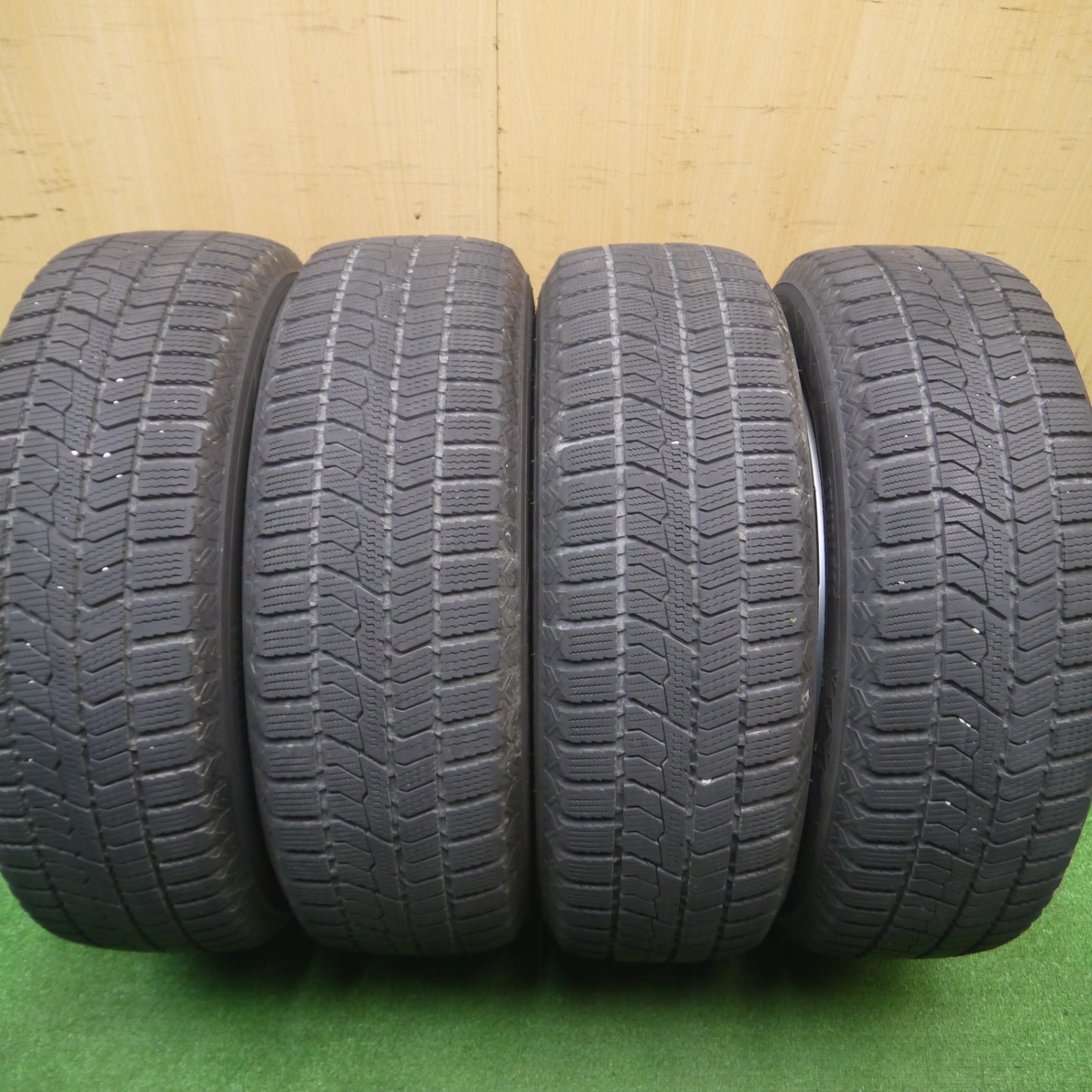 [送料無料] バリ溝！21年！9分★トヨタ ノア ヴォクシー アイシス 等 純正 スチール 195/65R15 スタッドレス トーヨー オブザーブ GIZ2 PCD114.3/5H★4102306Hス