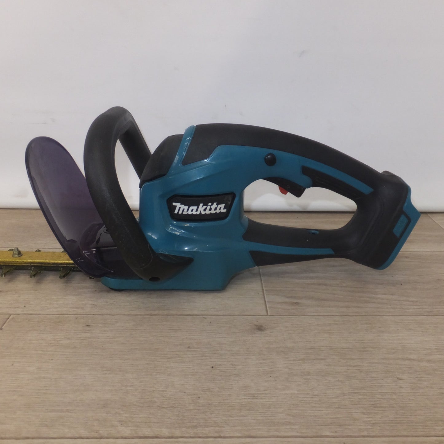[送料無料] ★マキタ makita 360mm 充電式生垣バリカン MUH367D 18V 本体のみ★