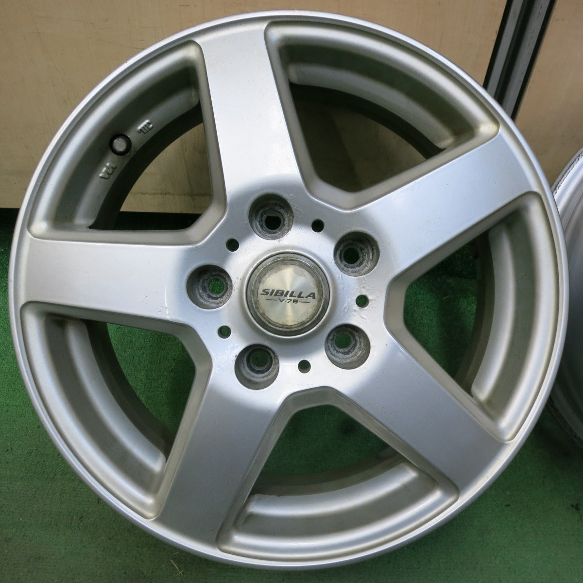 4本価格★SIBILLA V-78 シビラ 15インチ ホイール 15×5J PCD114.3/5H★5052105SYホ