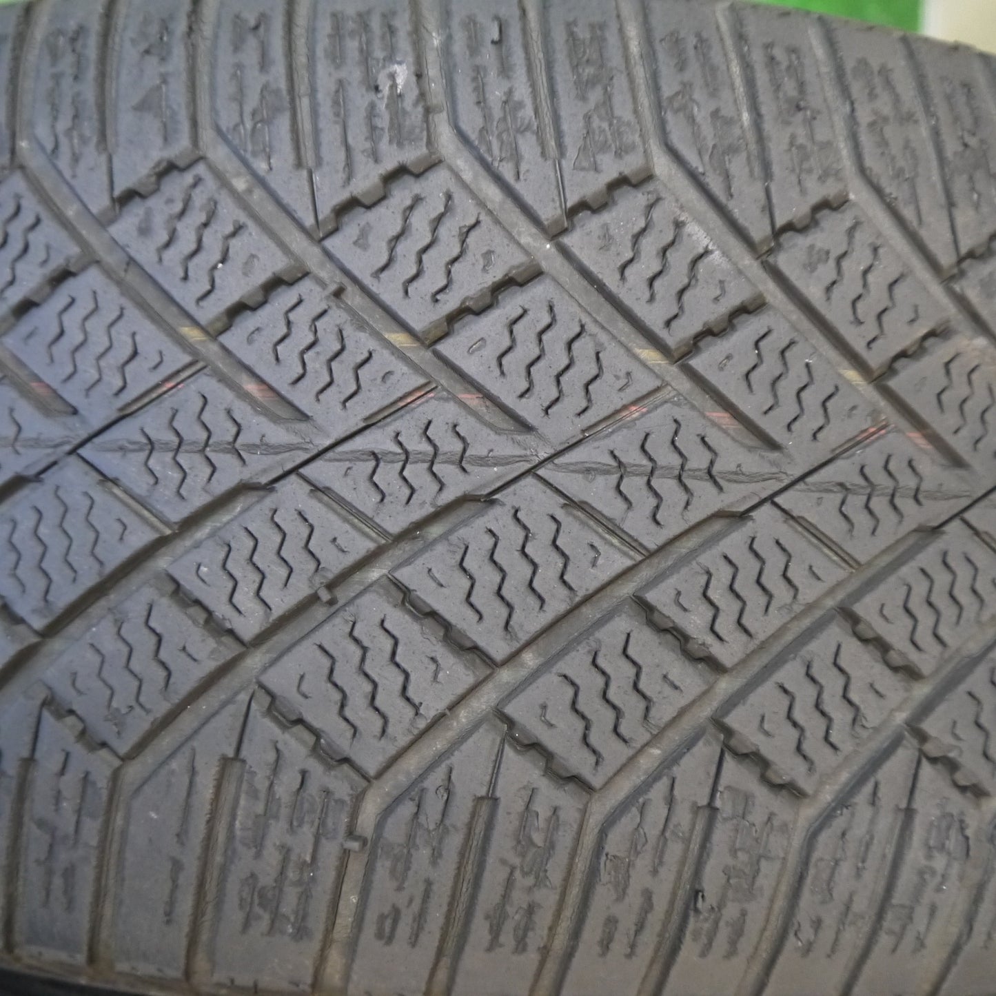 キレイ◎ボルボ 等 VST Type PLS 235/50R19 スタッドレス コンチネンタル バイキングコンタクト7 19インチ PCD108/5H◎6062902Hス
