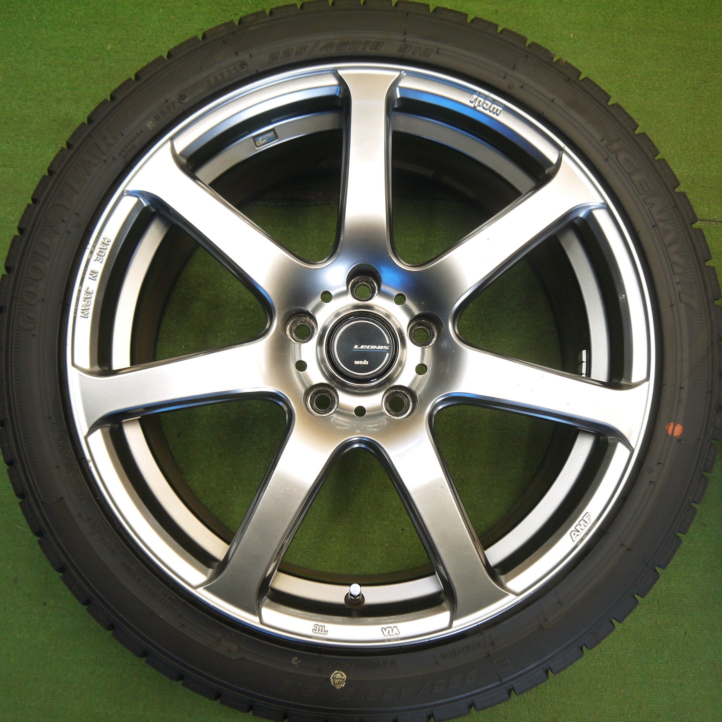 バリ溝！25年！キレイ！9.5分★LEONIS NAVIA 07 225/45R18 スタッドレス グッドイヤー アイスナビ7 レオニス ナヴィア 18インチ PCD114.3/5H★6042710Hス