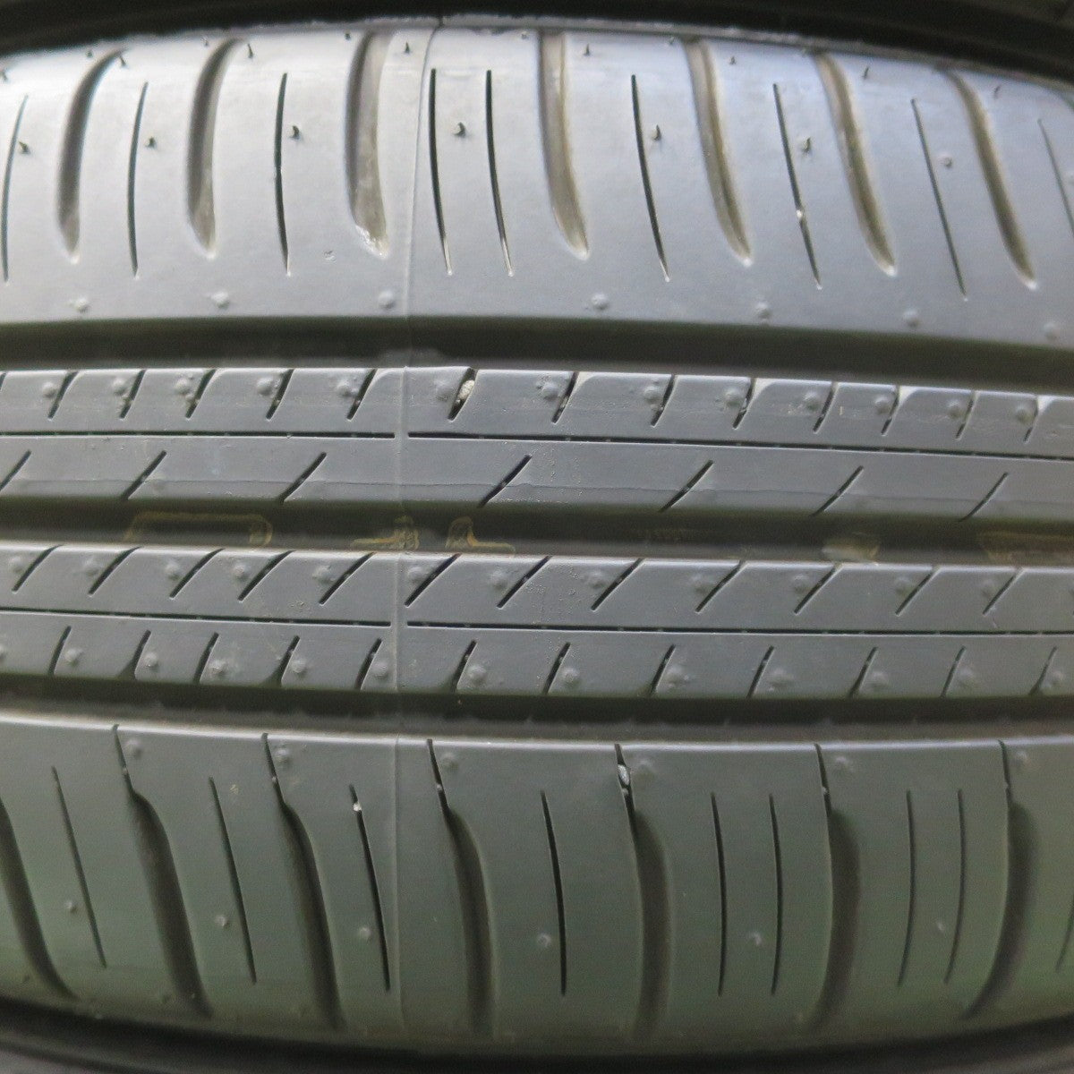 バリ溝！26年！ほぼ10分◎195/60R17 ダンロップ エナセーブ EC300+ タイヤ 17インチ ライズ ロッキー 等◎6083118イノタ