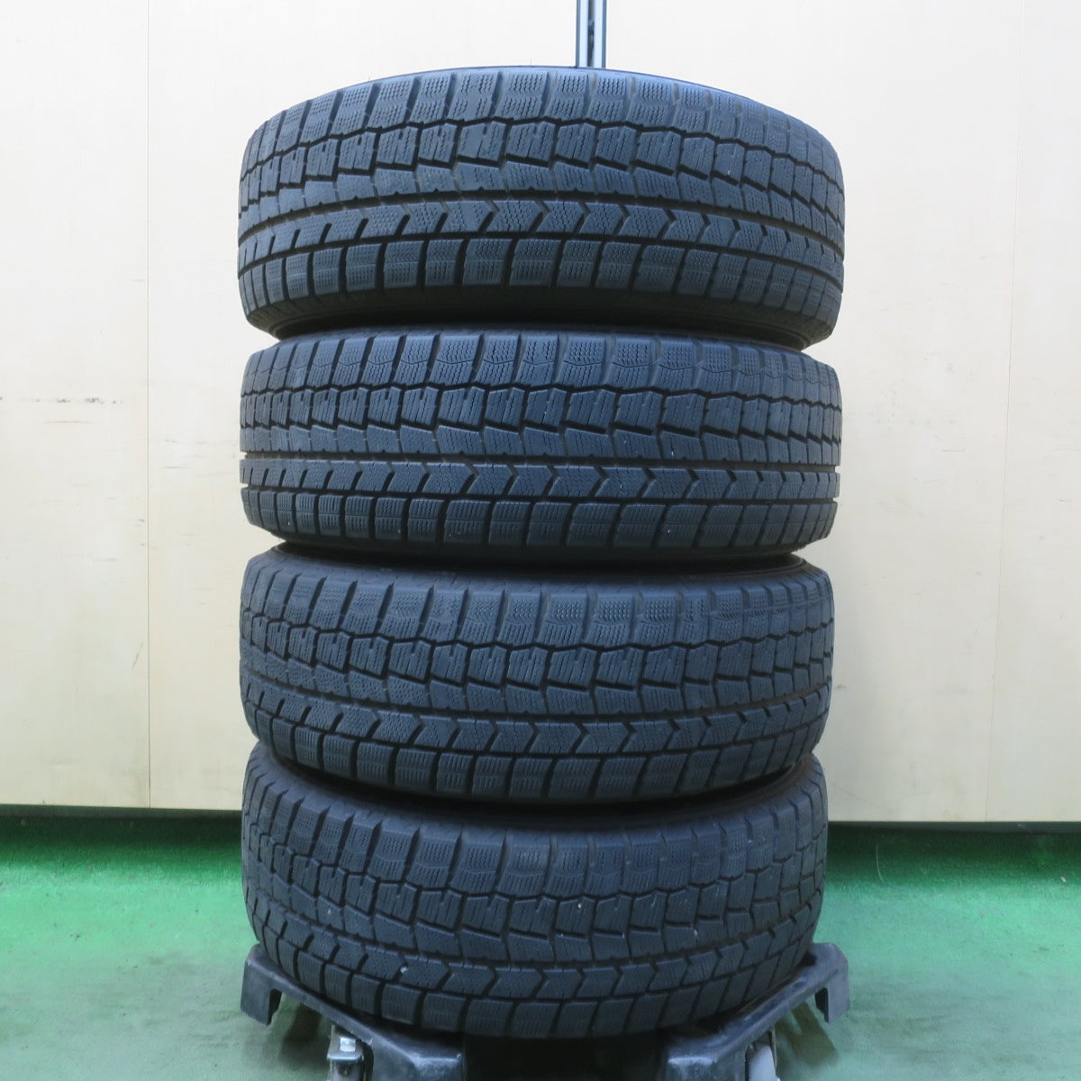 バリ溝！23年！キレイ！9分★スタッドレス 195/65R15 ダンロップ ウインターマックス WM02 Ti WHEELS 社外 アルミ 15インチ PCD114.3/5H★6052606イス