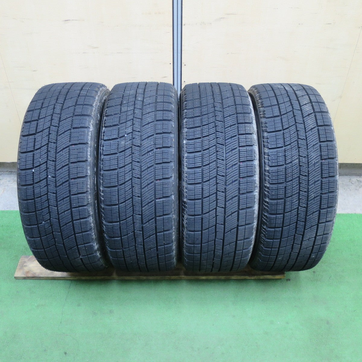 バリ溝！23年！ほぼ10分★アウディ ワーゲン 等 205/50R16 スタッドレス ナンカン アイスアクティバ AW-1 ENZO 社外 アルミ 16インチ PCD100/5H★6021401TTス