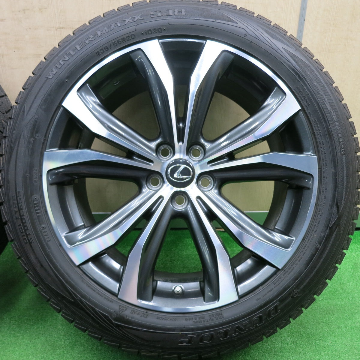 [送料無料] センサー付！バリ溝！キレイ！9.5分★レクサス RX バージョンL 純正 235/55R20 スタッドレス ダンロップ ウインターマックス SJ8 PCD114.3/5H★4102802HAス