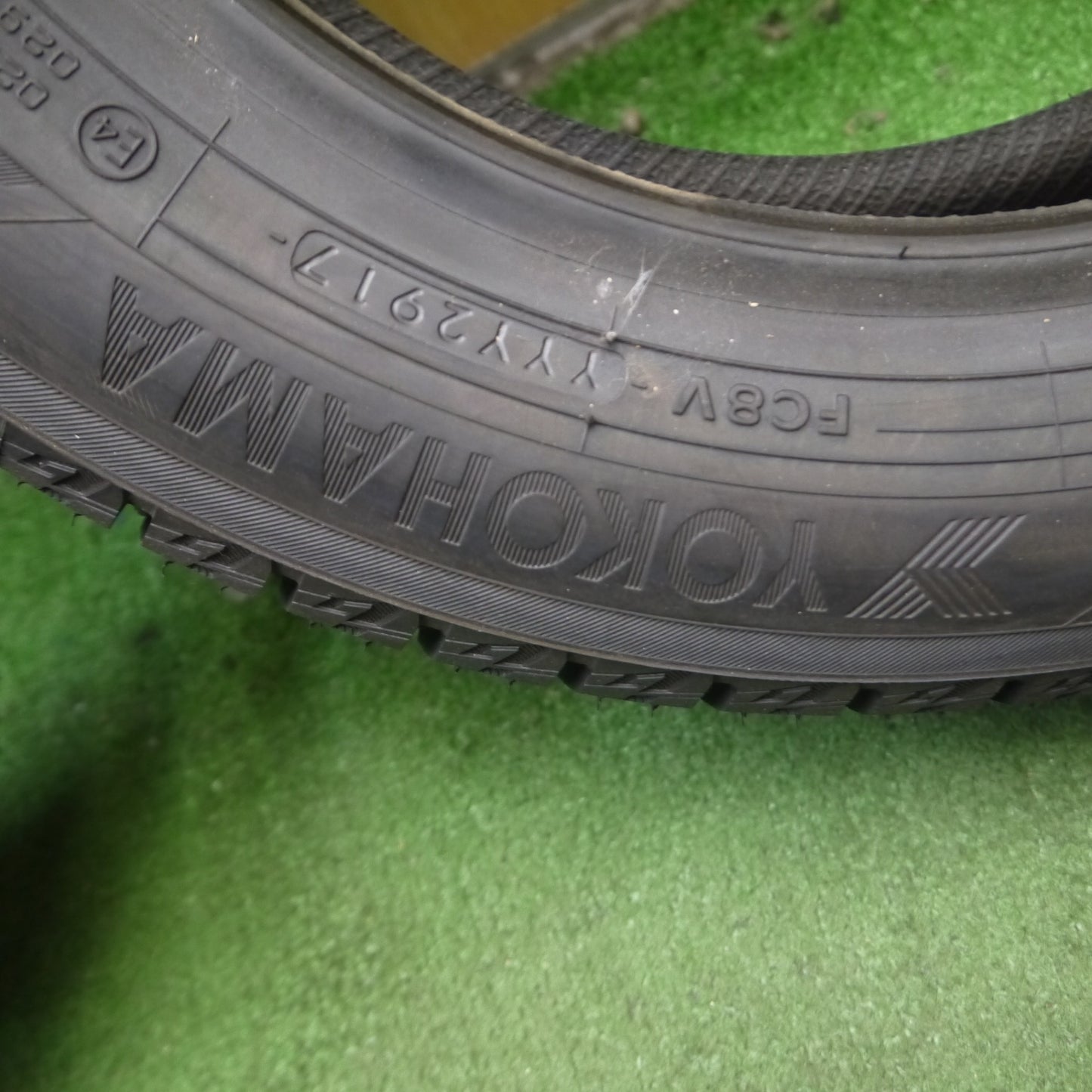 *送料無料* 未使用★スタッドレス 155/65R14 ヨコハマ アイスガード iG60 タイヤ 14インチ タント ミライース ラパン N-ONE 等★4040205Hスタ