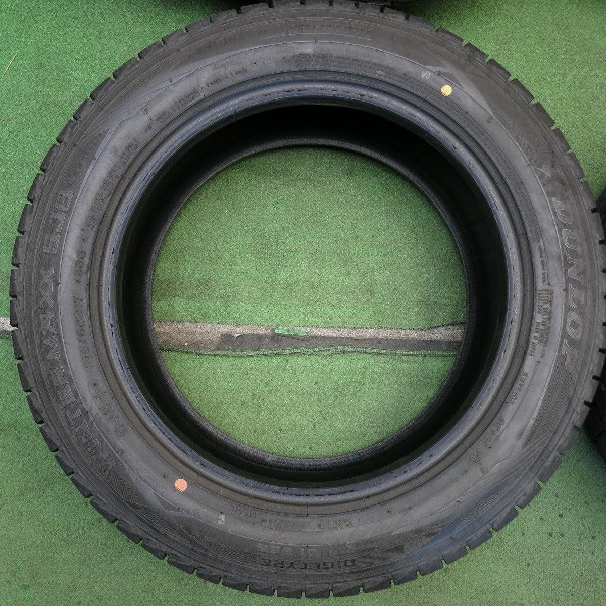 バリ溝！23年！9.5分◎スタッドレス 215/60R17 ダンロップ ウインターマックス SJ8 + タイヤ 17インチ C-HR カローラ クロス 等◎6082605KKスタ