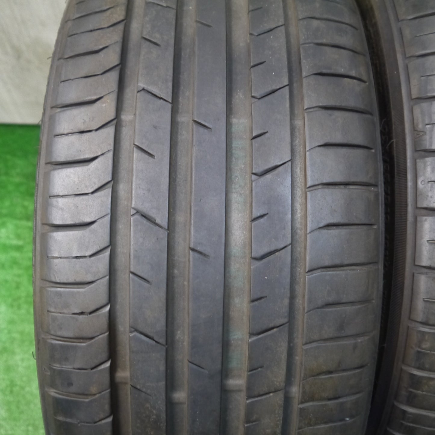 バリ溝！9分！2本★235/35R19 トーヨー プロクセス スポーツ PROXES Sport 19インチ タイヤ ポルシェ 911 カレラ ボクスター ケイマン 等★6052203KKノタ