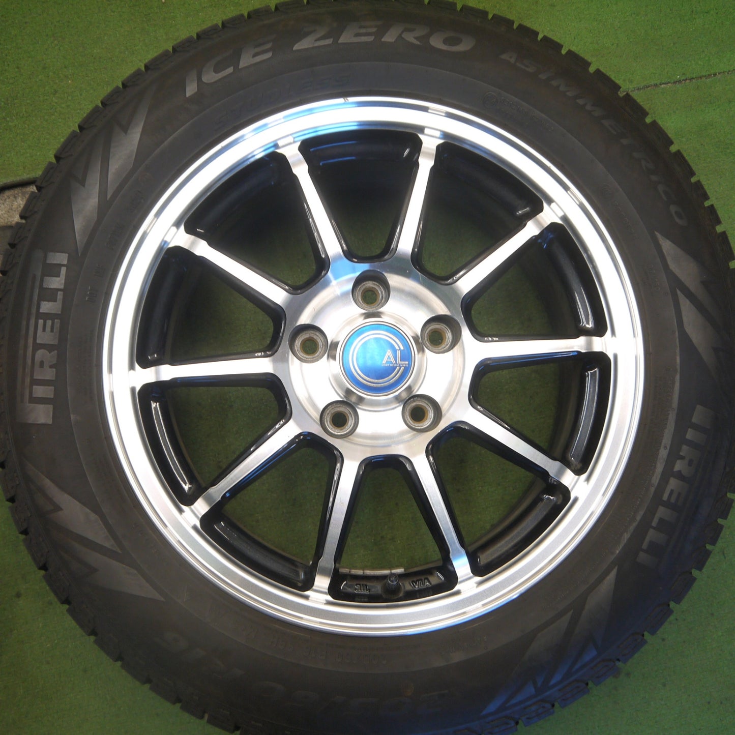 バリ溝！24年！9.5分以上◎スタッドレス 205/60R16 ピレリ アイスゼロ アシンメトリコ AL 社外 アルミ 16インチ PCD114.3/5H◎6083104Hス
