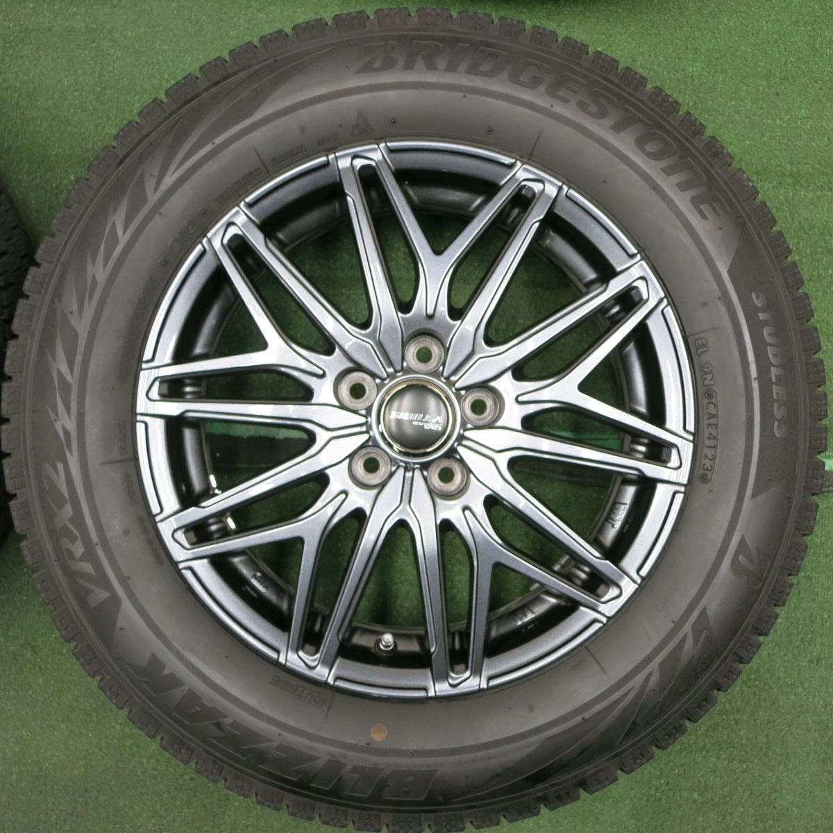 送料無料* 超バリ溝！23年！キレイ！ほぼ10分☆プリウス等 195/65R15