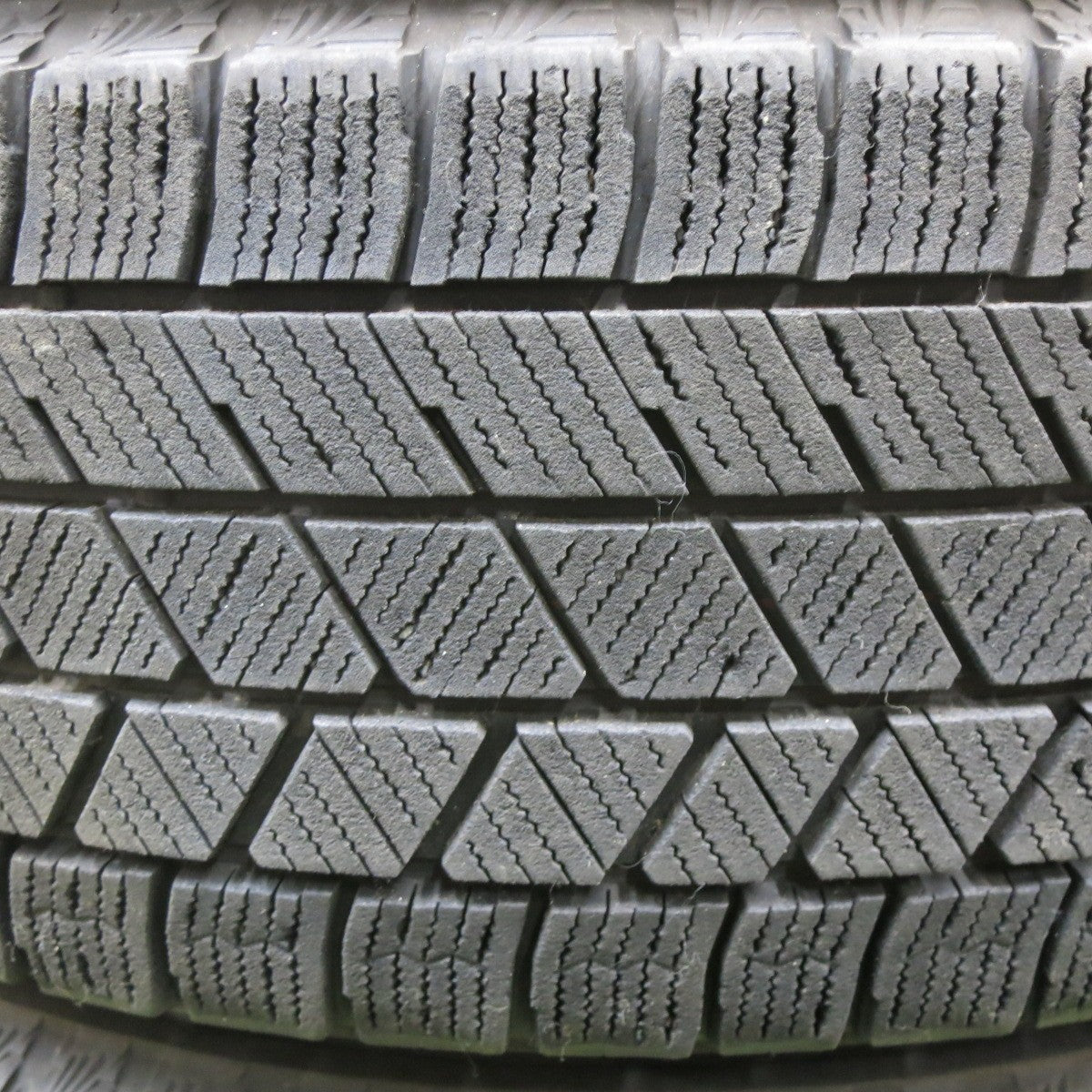 バリ溝！23年！9分★スタッドレス 175/65R15 ブリヂストン ブリザック VRX3 FEID フェイド 15インチ PCD100/4H★6012605ナス