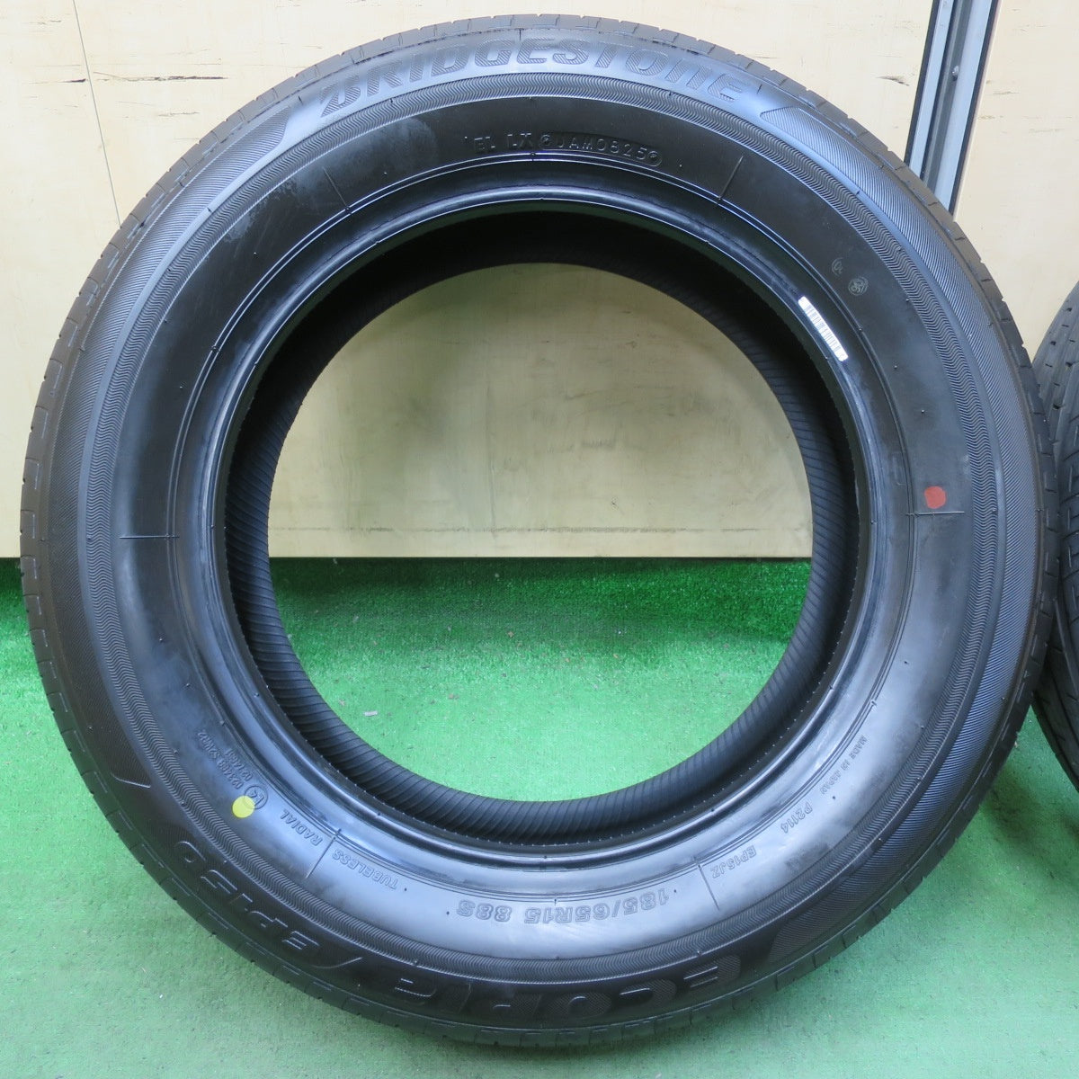 新車外し！25年★185/65R15 ブリヂストン エコピア EP150 タイヤ 15インチ プリウス シエンタ フリード 等★5042903イノタ