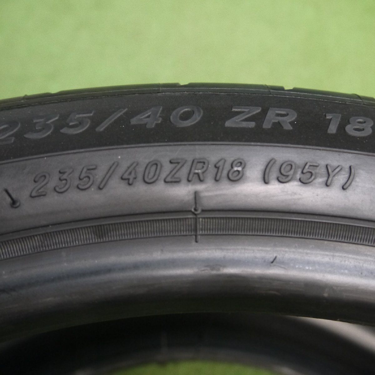 *送料無料* バリ溝！22年！9.5分★235/40R18 265/35R18 ミシュラン パイロット スポーツ CUP2 タイヤ ポルシェ等★3082104Hノタ