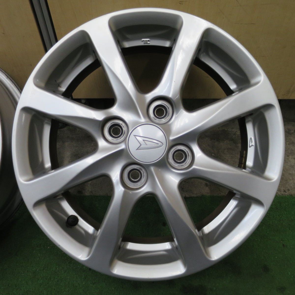 4本価格★ダイハツ タント ムーヴ 等 純正 ホイール 14インチ 14×4.5J PCD100/4H★6060304NGホ
