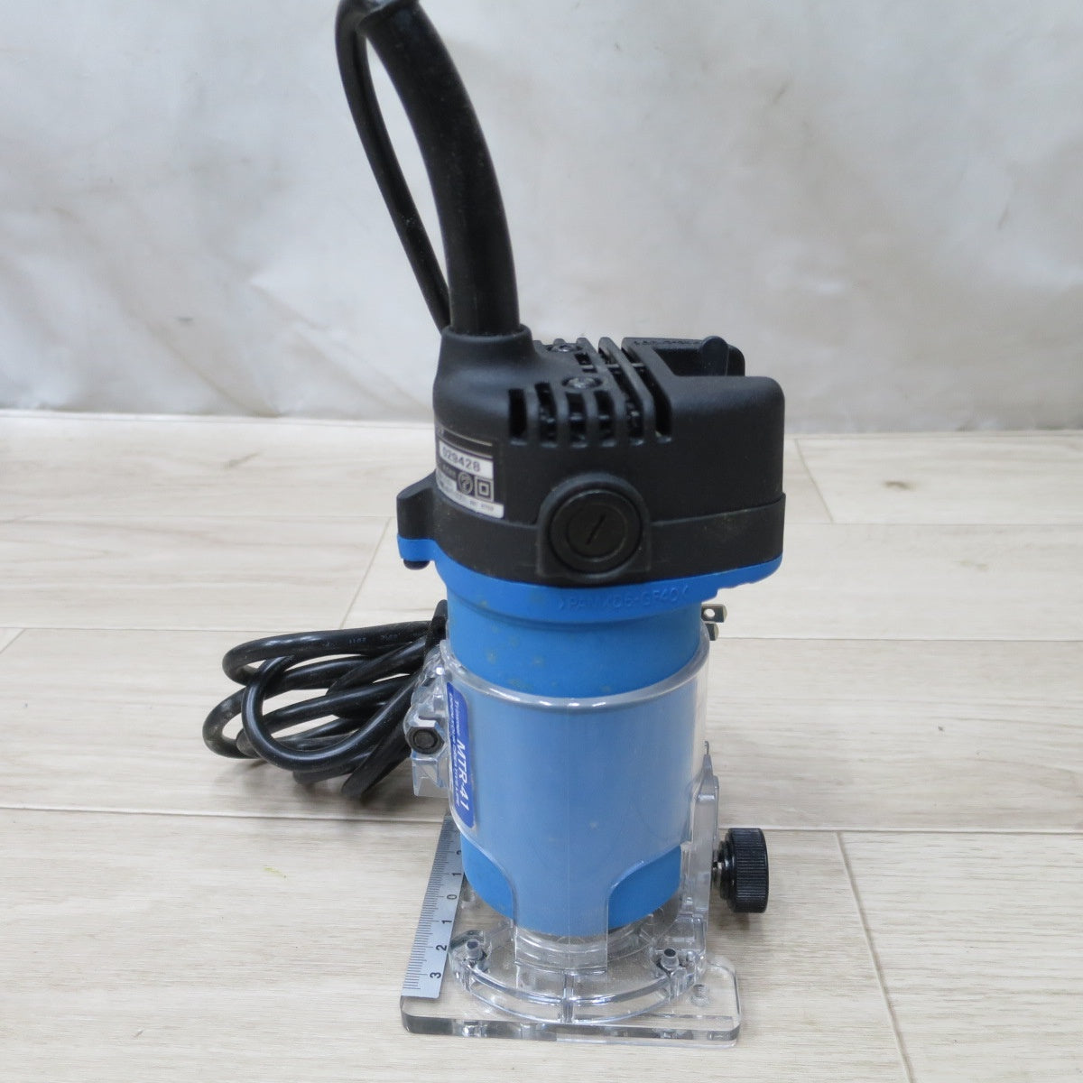 [送料無料] キレイ◆RYOBI トリマ MTR-41 電動 工具 50/60Hz DIY 加工 溝切 ルーター リョービ◆