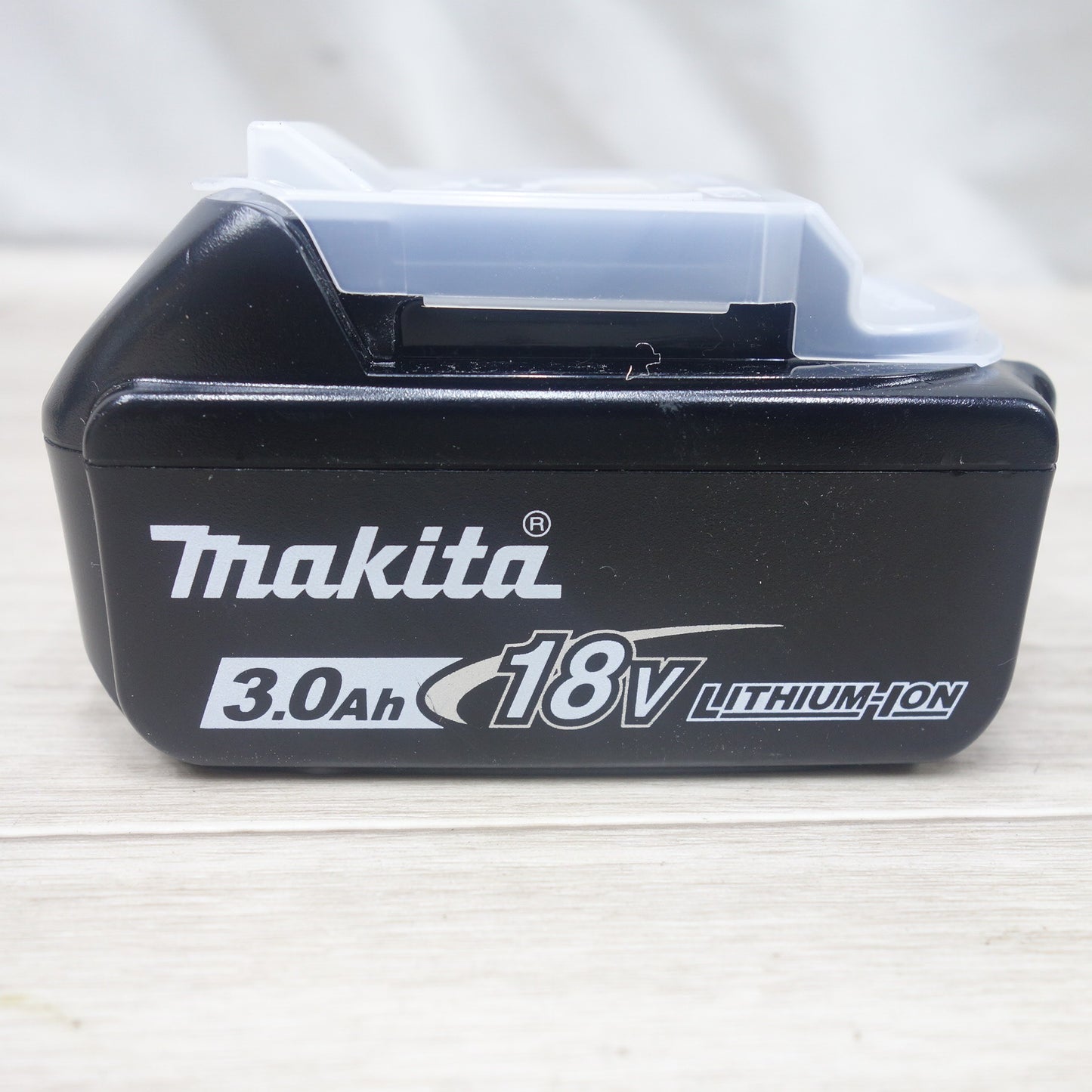 [送料無料] 美品！バッテリー2個◆マキタ 充電式 インパクトドライバ TD149D 電動 工具 コードレス 18V 3.0Ah BL1830B 充電器 DC18RF makita◆