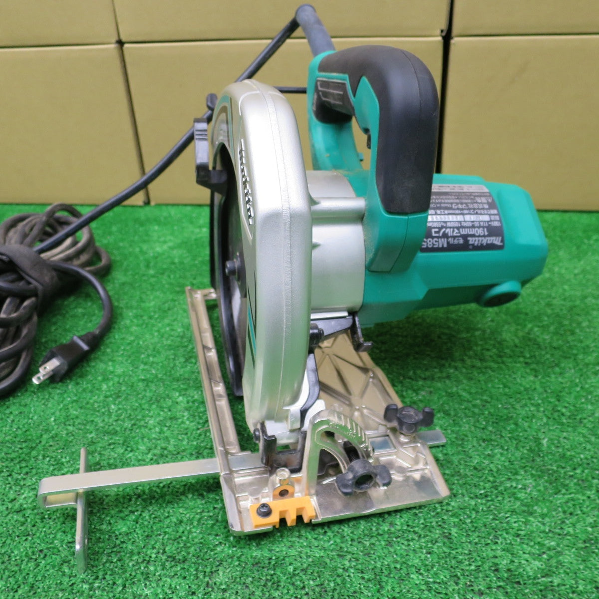 [送料無料] ◆マキタ 電気 190mm マルノコ M585 電動 工具 切断 機  丸のこ 丸ノコ 丸鋸 DIY Makita◆