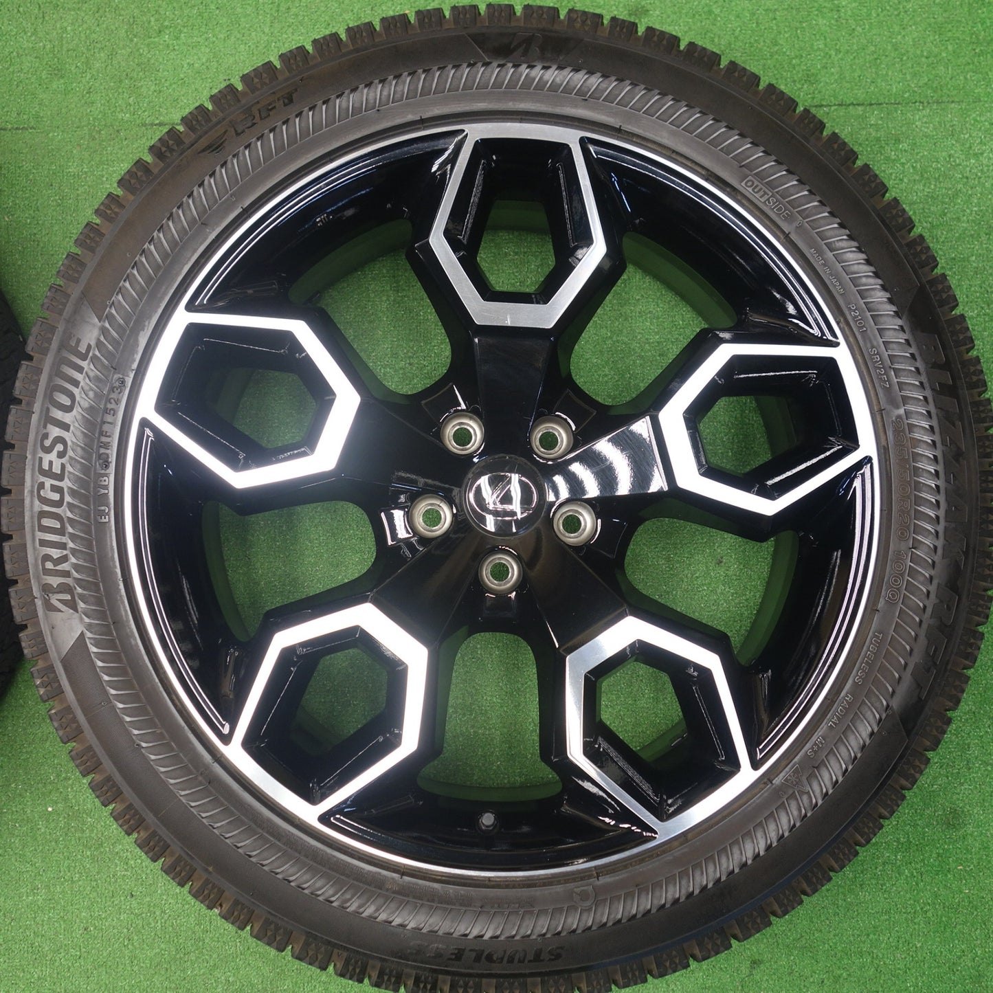 バリ溝！23年！キレイ！9分★レクサス NX 純正 OP ENKEI 235/50R20 スタッドレス ブリヂストン ブリザック RFT 20インチ エンケイ PCD114.3/5H★6051804KTス