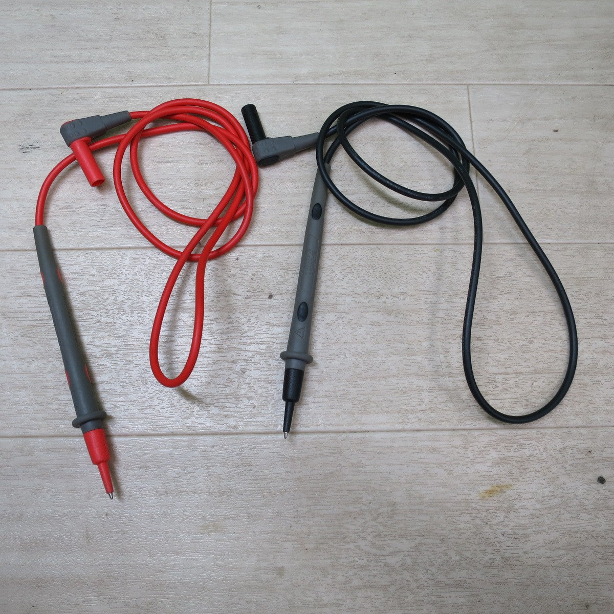 [送料無料] キレイ☆日置 AC/DC クランプ メーター CM4373 HIOKI 交流・直流 高安全性＋高機能DMM搭載☆