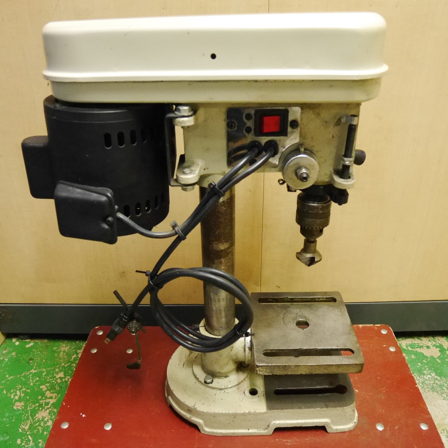 [送料無料] ☆マキタ 卓上 ボール盤 TB131 電動 工具 makita 穴あけ ドリル 加工☆