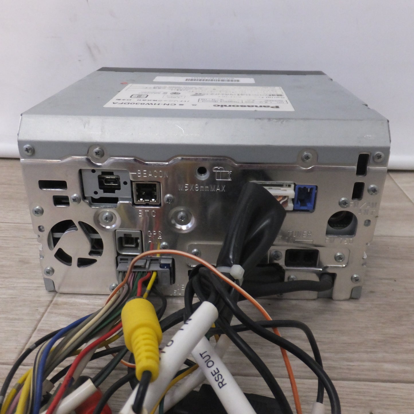 [送料無料] 現状品★パナソニック製 スバル 純正 HDDカーナビステーション Strada CN-HW830DFA[11]★