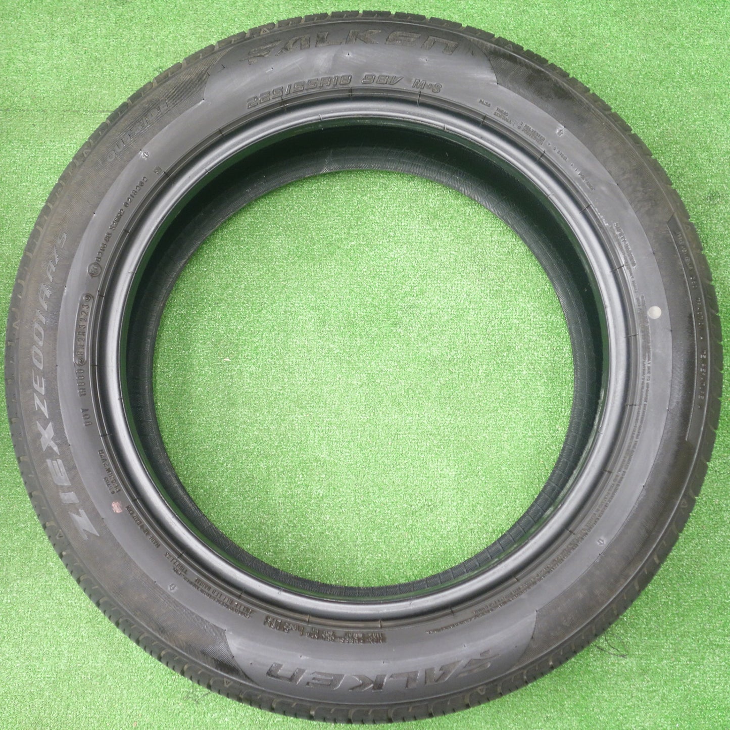 バリ溝！23年！8.5分★225/55R18 ファルケン ZIEX ZE001A A/S タイヤ 18インチ フォレスター クロストレック ZR-V デリカ D:5 等★6011904KTノタ