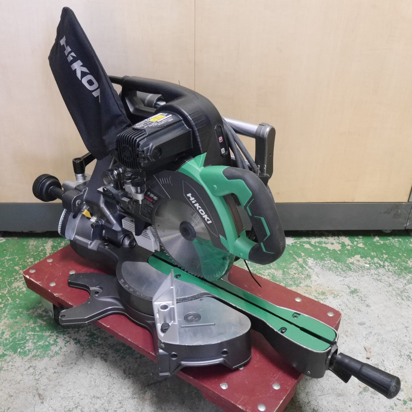 [送料無料] キレイ☆HiKOKI ハイコーキ 190mm 卓上 スライド 丸のこ C7RSHD 電動 工具 切断機 丸ノコ 丸鋸 マルノコ 木工用☆