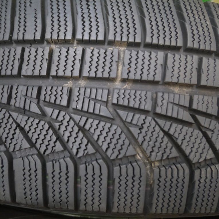 バリ溝 8.5分 2本価格★スタッドレス 215/65R16 ハンコック ウインター アイセプト IZ2A エクスター PCD114.3/5H★4101805Hス