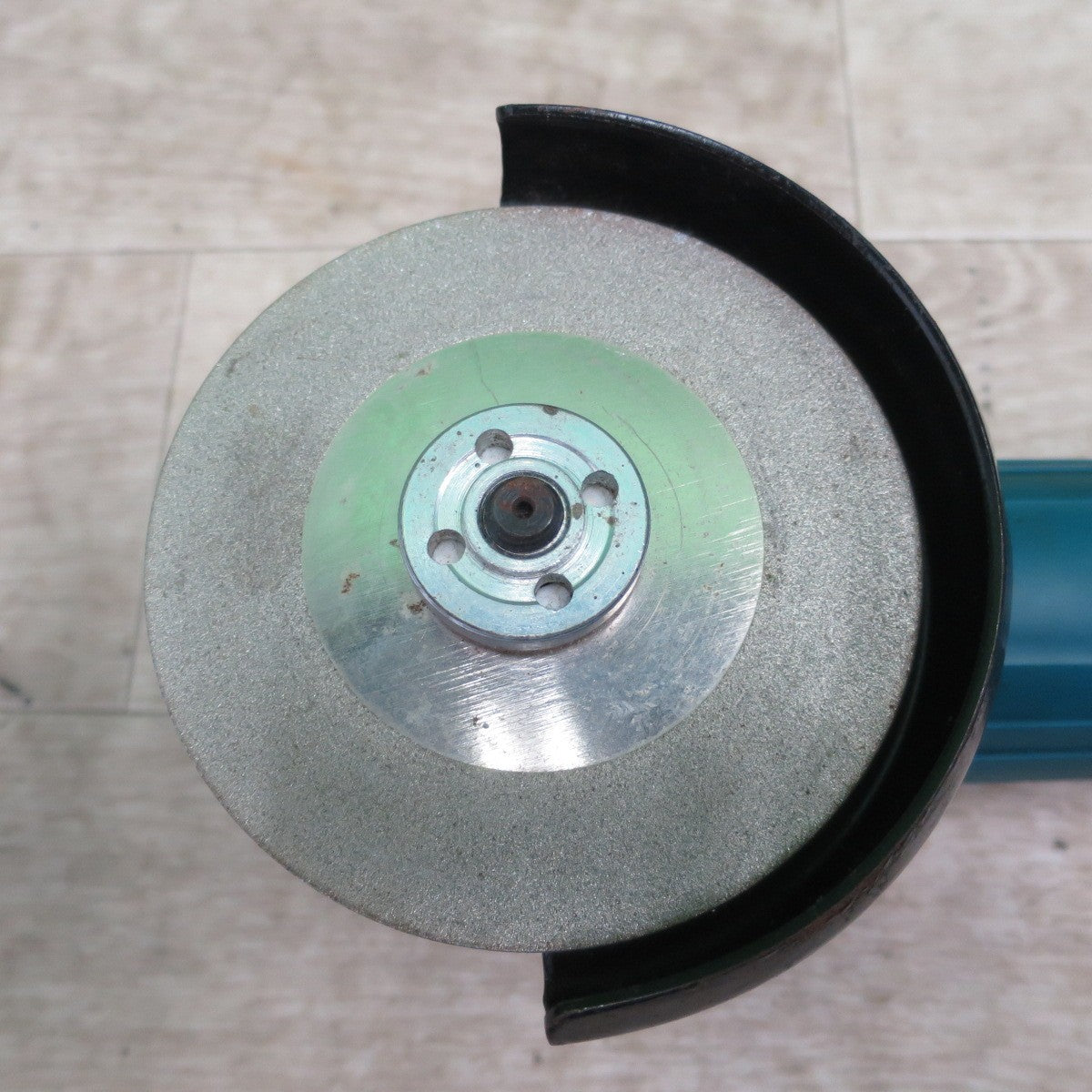 [送料無料] キレイ☆マキタ 100mm ディスクグラインダー 9533B 電動 工具 100V 研摩 研磨 機 makita①☆
