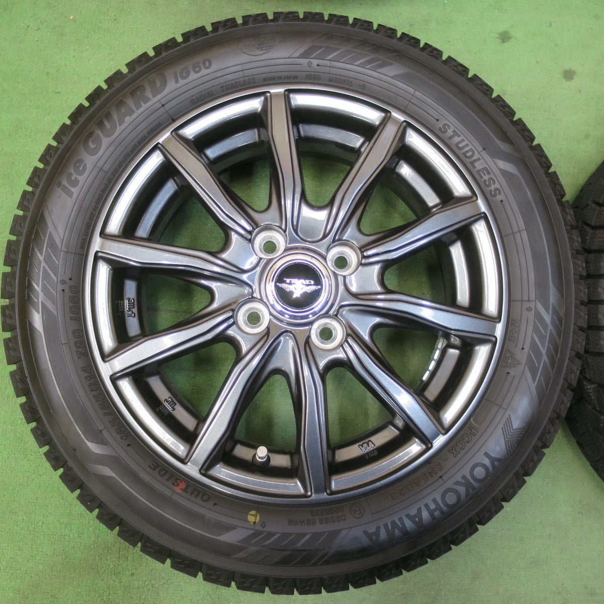 バリ溝！23年！キレイ！ほぼ10分★スタッドレス 165/65R14 ヨコハマ アイスガード iG60 TEAD テッド 14インチ PCD100/4H★5122915イス