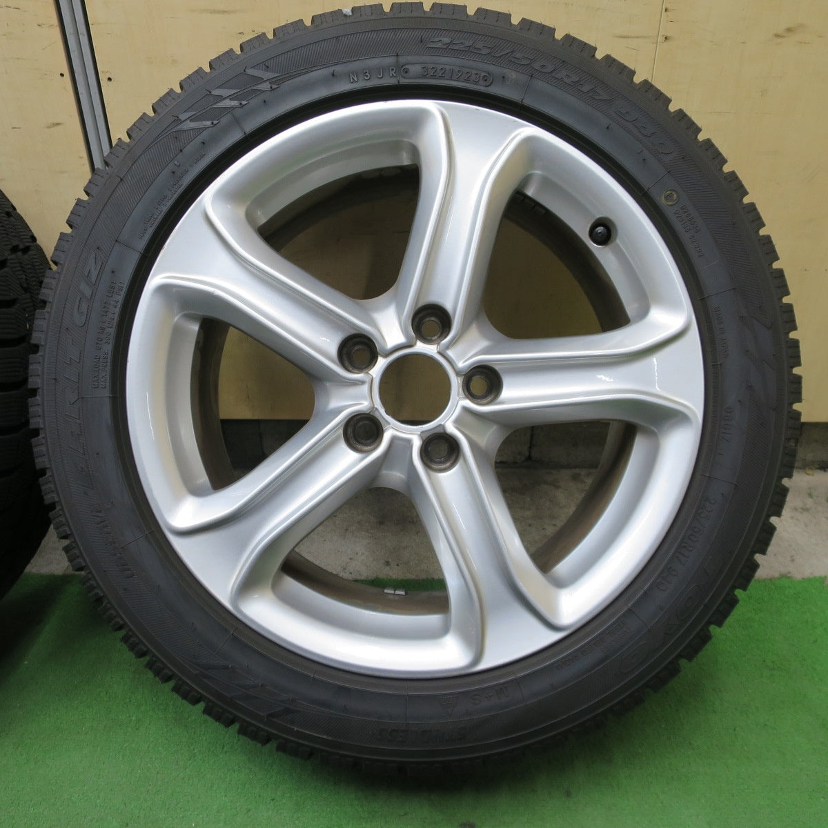 バリ溝！23年！ほぼ10分◎アウディ A4 8K 純正 225/50R17 スタッドレス トーヨー オブザーブ ガリット GIZ 17インチ PCD112/5H◎6091101NGス