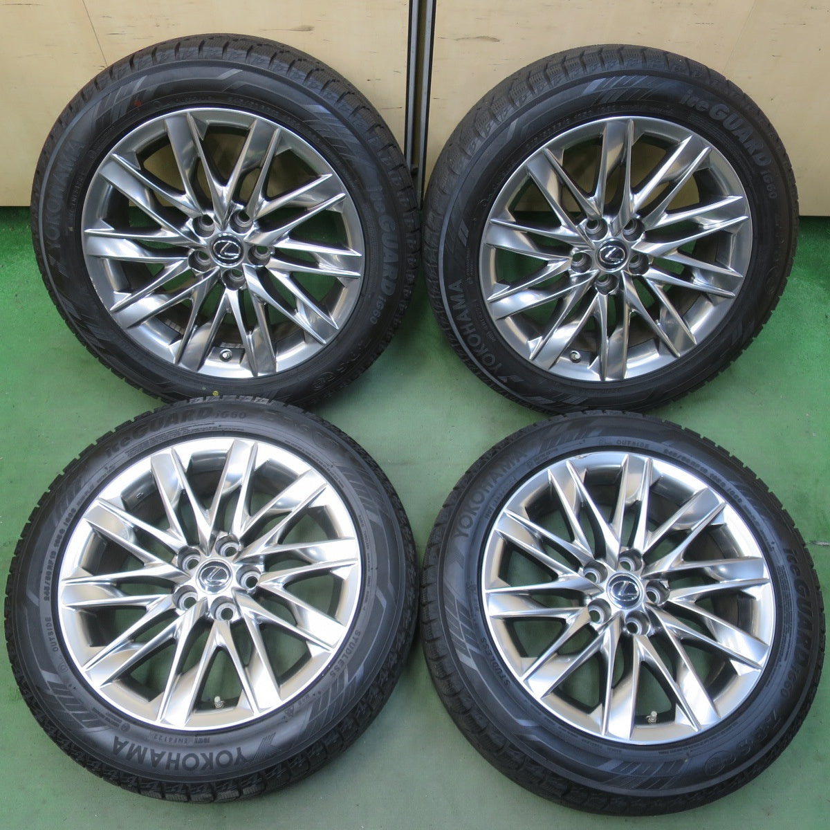 センサー付！バリ溝！24年！キレイ！ほぼ10分◎レクサス LS 500 h 純正 245/50R19 スタッドレス ヨコハマ アイスガード iG60 Z・P・S ランフラット 19インチ PCD120/5H◎6070201イス